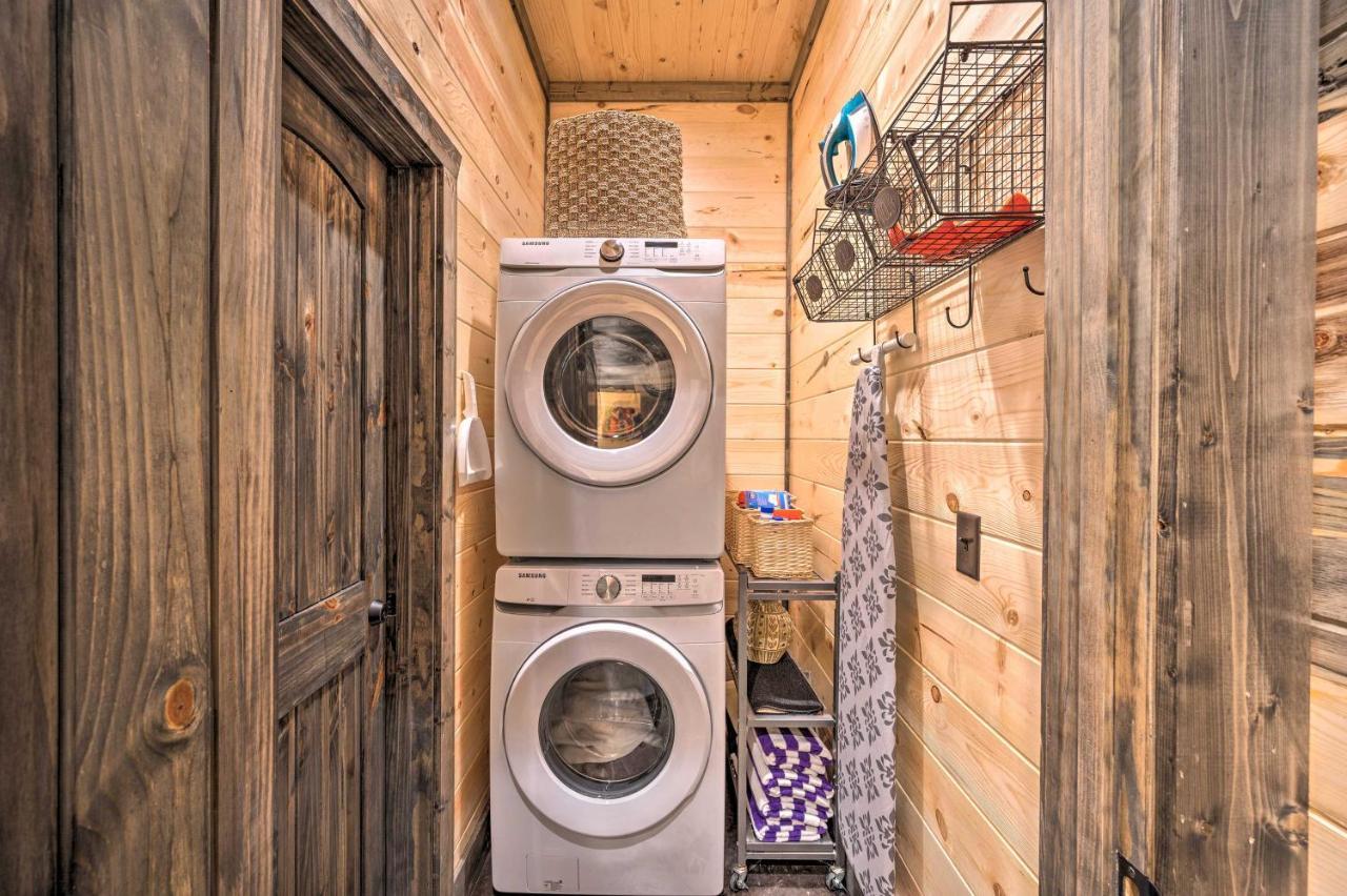 Luxury Cabin In The Woods With Hot Tub And Yard Games! 브로큰보우 외부 사진