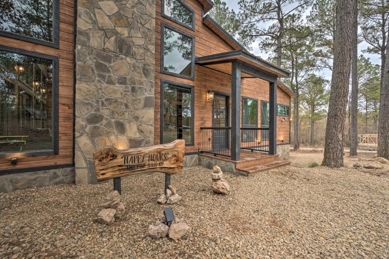 Luxury Cabin In The Woods With Hot Tub And Yard Games! 브로큰보우 외부 사진