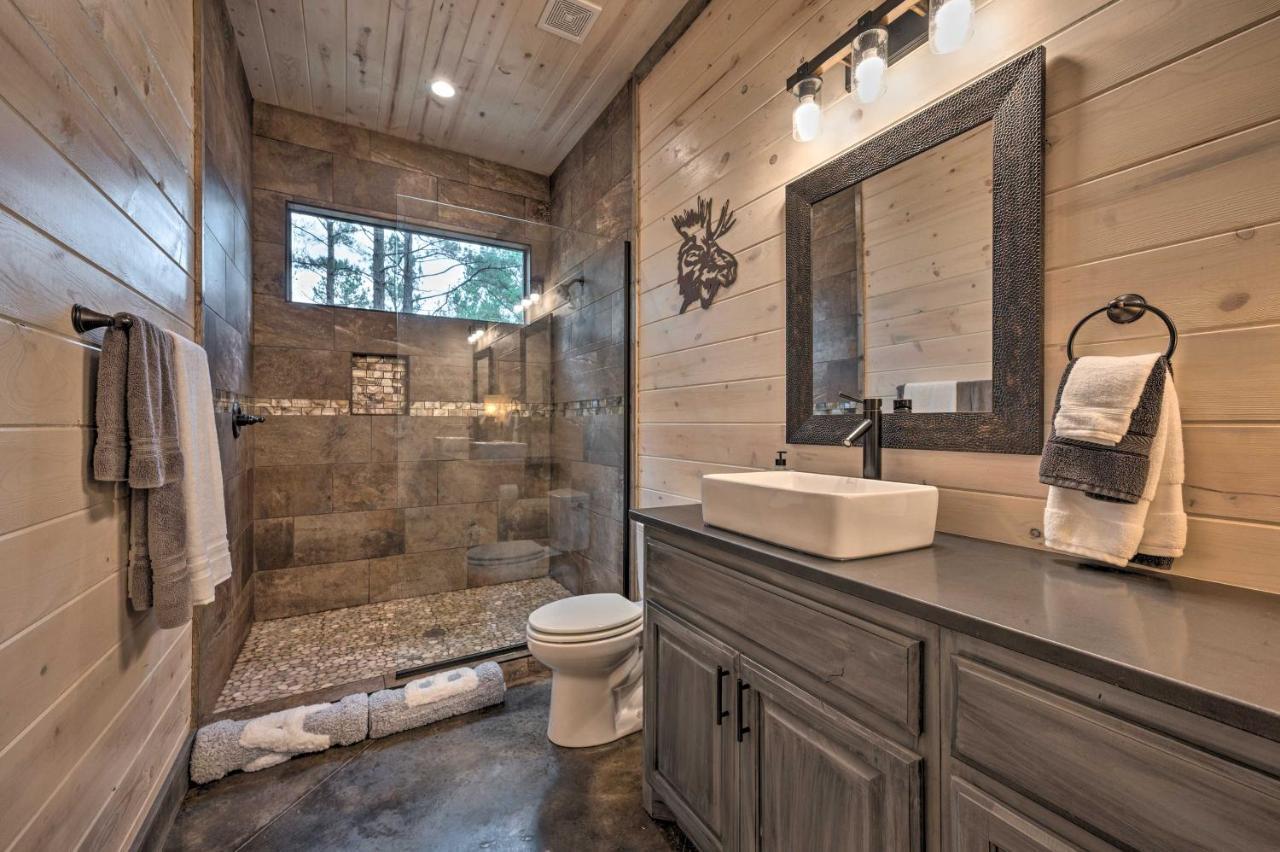 Luxury Cabin In The Woods With Hot Tub And Yard Games! 브로큰보우 외부 사진