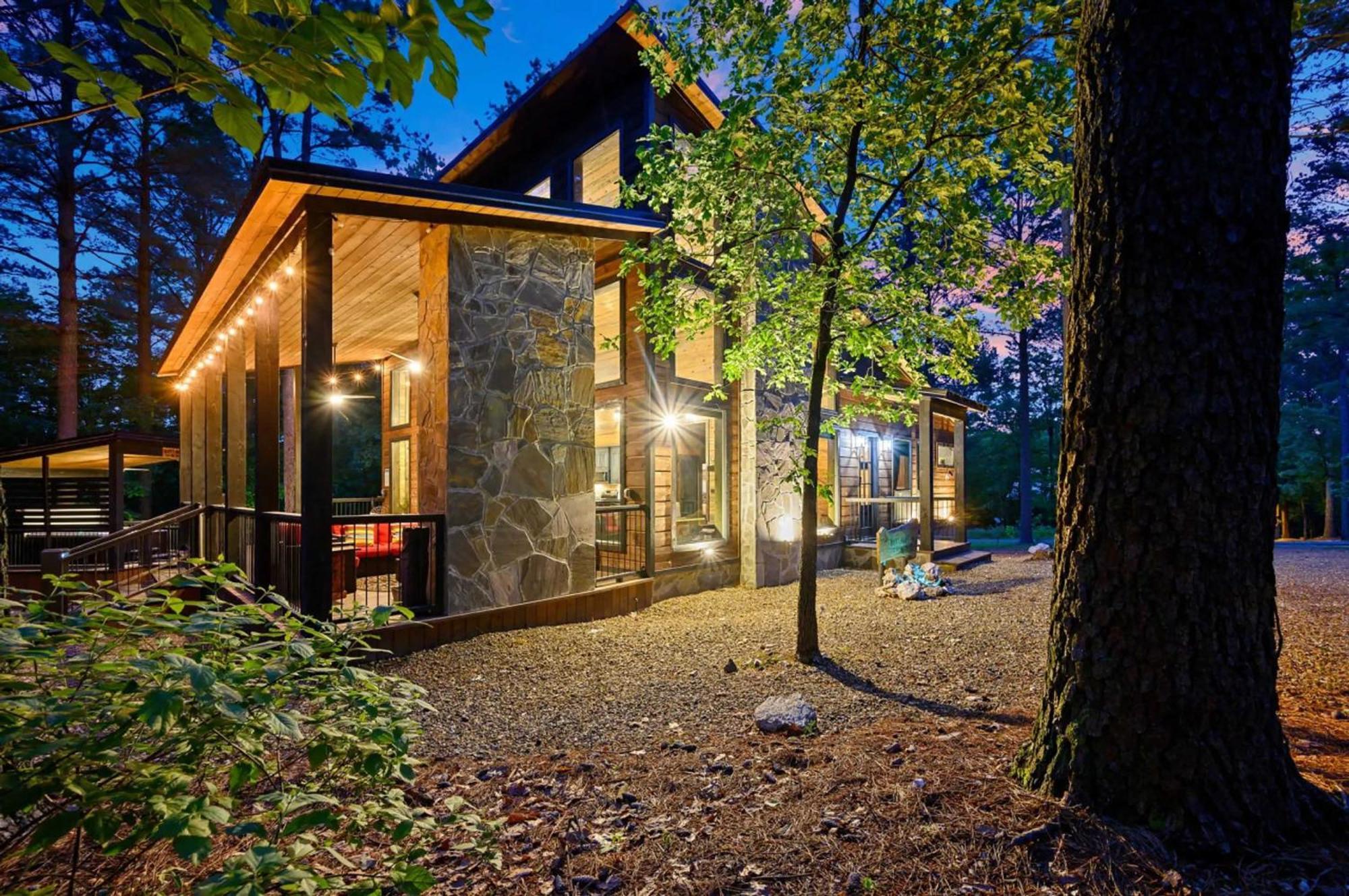 Luxury Cabin In The Woods With Hot Tub And Yard Games! 브로큰보우 외부 사진